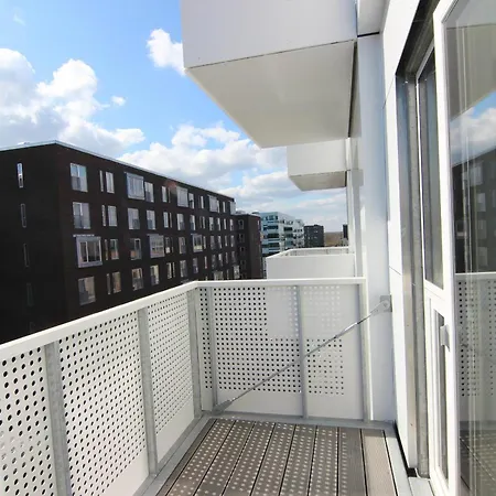 Great 2-bed W Balconies And Awazing Views 아파트 *